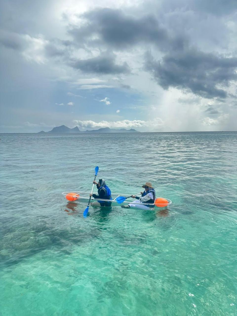 Bihing Angan Water Chalet 仙本那 外观 照片